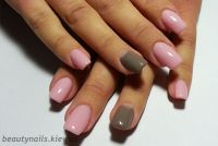 Корекция ногтей гелем розовый цвет